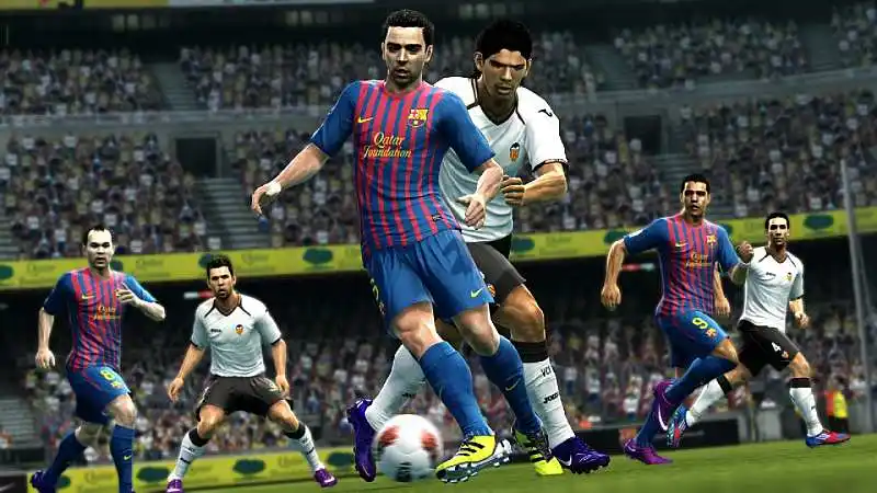 تحميل لعبة بيس PES 2013 للكمبيوتر الأصلية تعليق عربي مجاناً